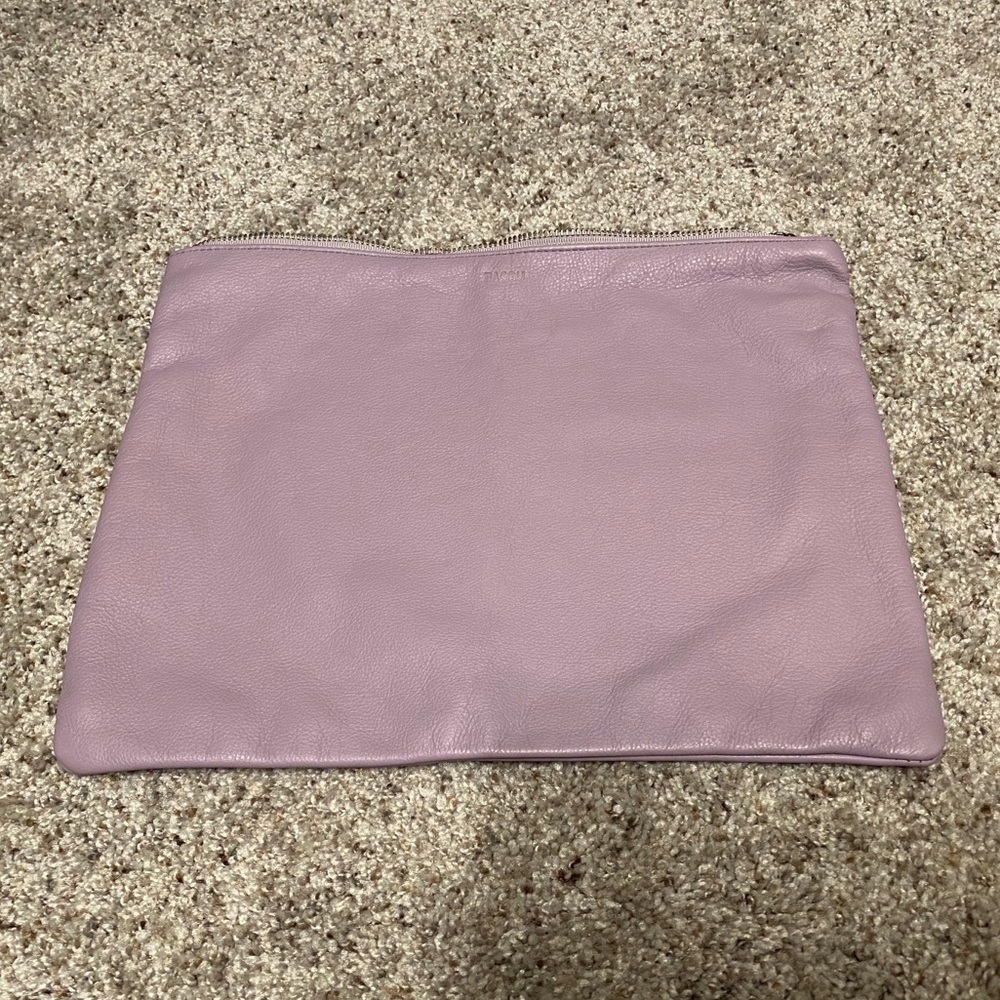 BAGGU leather pouch